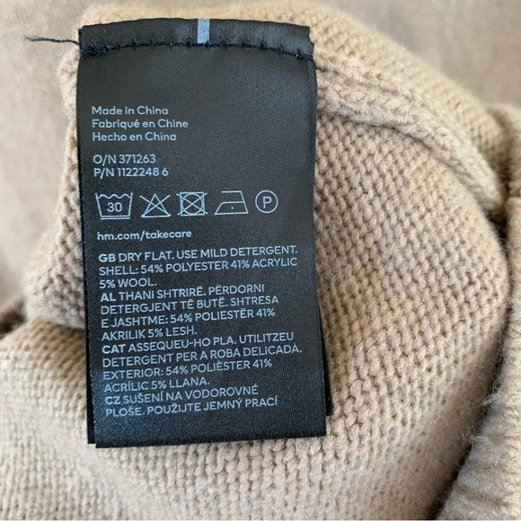 H&M Knit Bodycon Dress - Picture 6 of 11